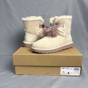 Womens 8 Ugg Boots Gita Powder Cream Purple Pompoms Gorgeous Coquette RARE!